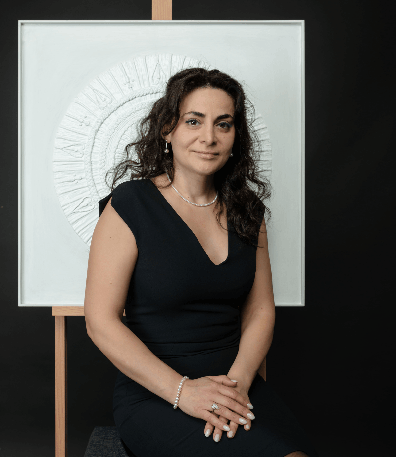 Artista de escultura mural Contemporánea